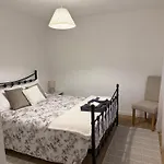 Casa Da Ribeirinha 펜션