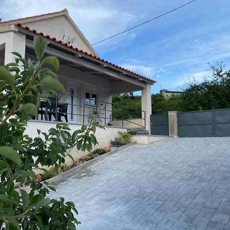 Casa Da Ribeirinha *