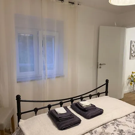 Casa Da Ribeirinha Feriehus
